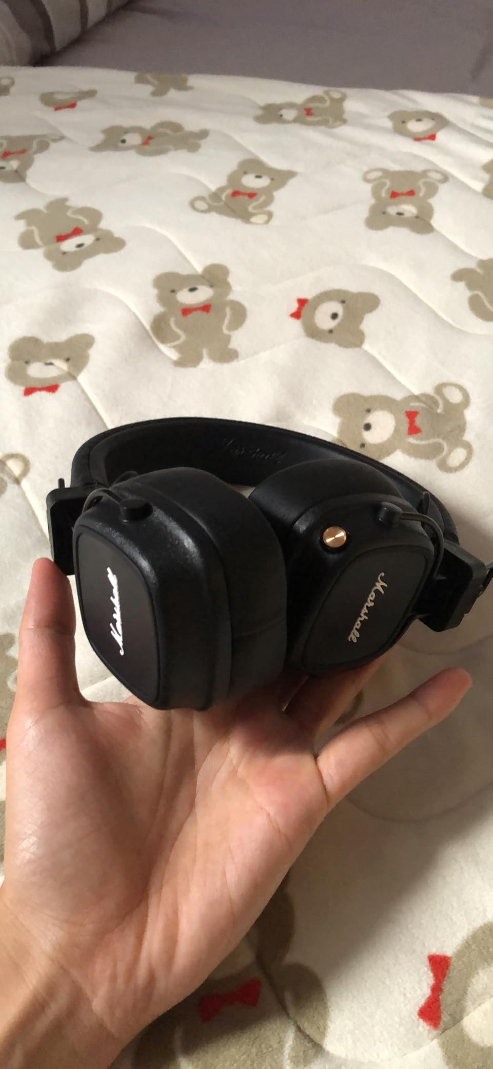 Ottime cuffie, pressione leggera