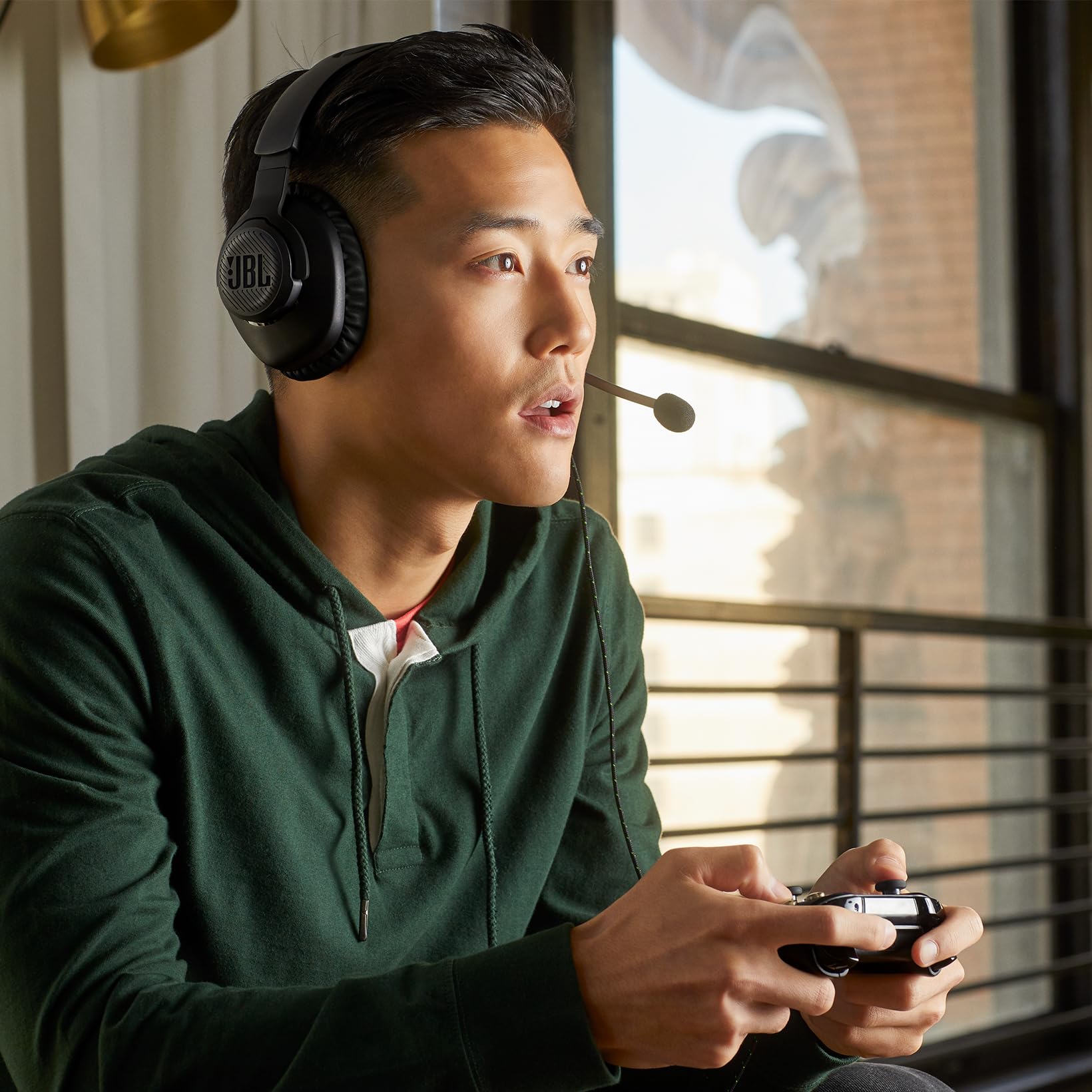jbl-quantum-100x-cuffie-gaming-over-ear-con-microfono-boom-direzionale-rimovibil image 8