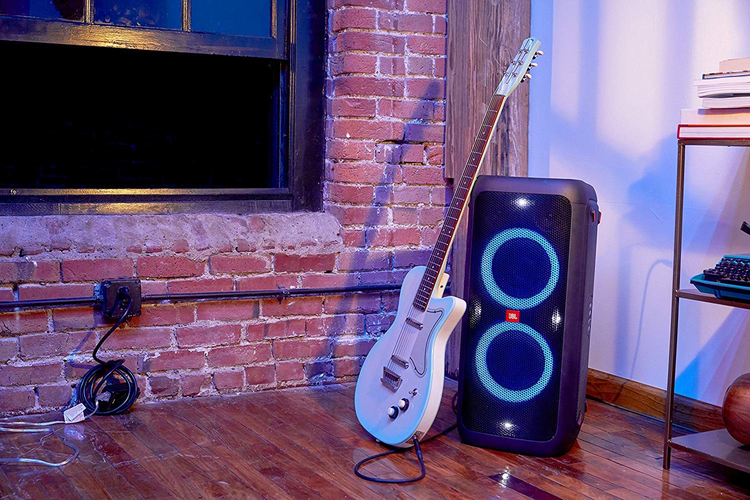 jbl-partybox-200-speaker-bluetooth-portatile-per-feste-con-effetti-di-luce-ingre image 4